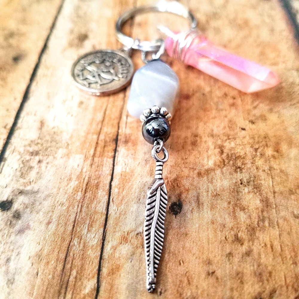 ♐️ Sagittarius Stone Keychain - Picture 3 of 3